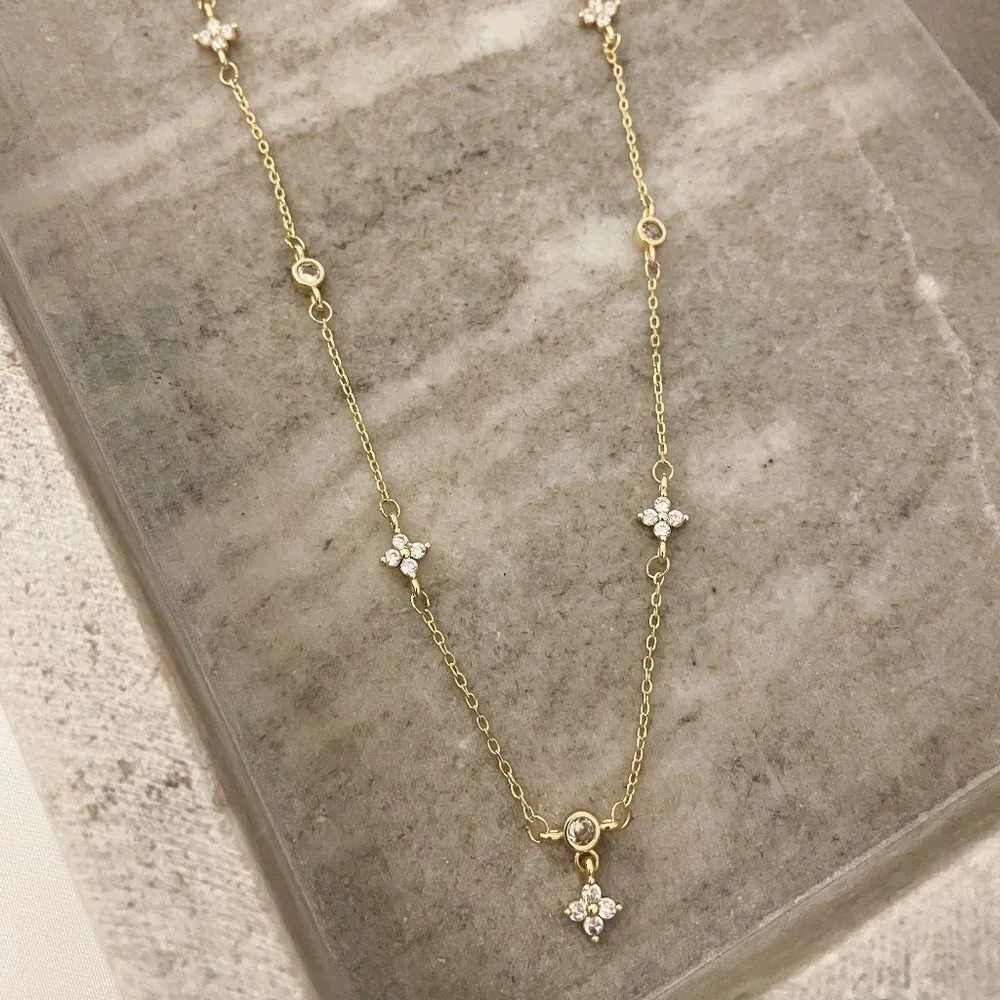 925 Sterling Silver Dainty Flower Crystal Necklace Delicate Minimalist Necklace